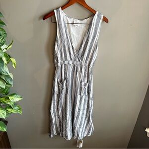 Francesca’s Harper midi dress size Medium